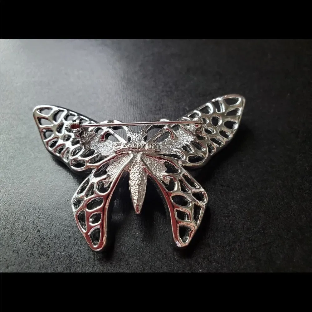 Vintage 1971 Sarah Coventry Madame Butterfly Brooch